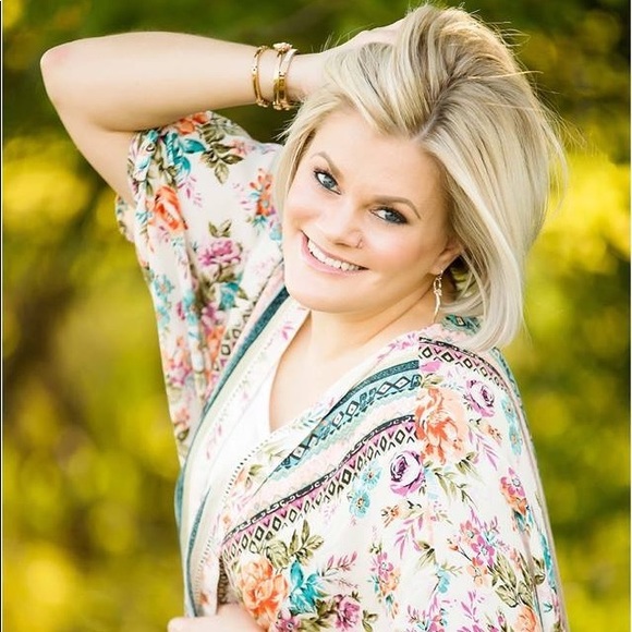 Meet your Posher, Jamie - Picture 1 of 8